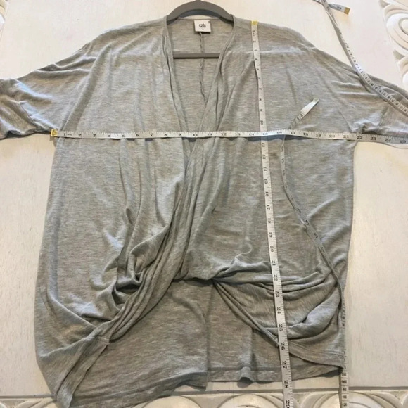 CAbi Gray Long Sleeve Drape Cross Over Taylor Top - Picture 6 of 9